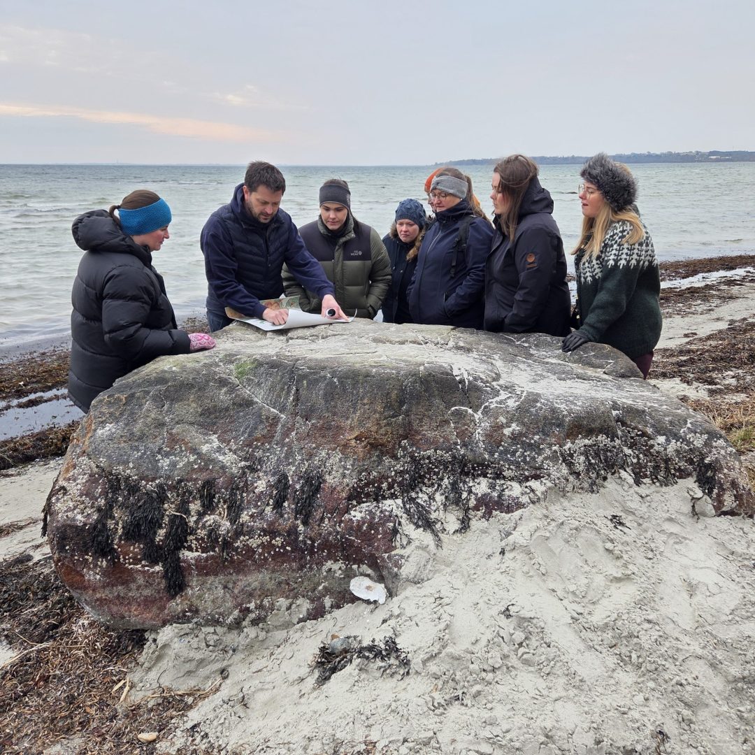 kennarar saman komnir